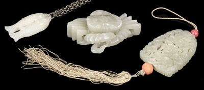 Lot 339 - Jade. Chinese jade carving of a crab and other items