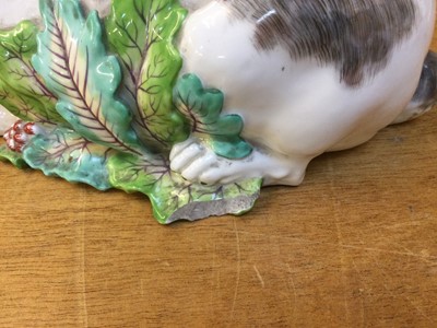 Lot 257 - Rabbit Tureen. Samson porcelain rabbit tureen and cover, circa 1870