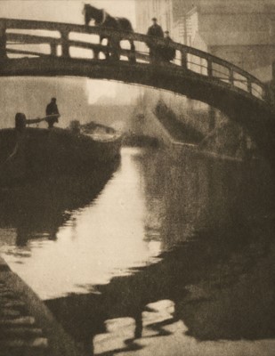 Lot 115 - Coburn (Alvin Langdon, 1882-1966). London, with an Introduction by Hilaire Belloc