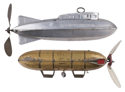 Lot 70 - Airship Toys. A German tinplate clockwork airship by Lehmann, circa 1920s