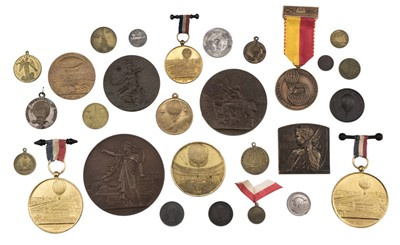 Lot 105 - Ballooning Medals. The Siege of Paris, Balloon and Pigeon Postage Medal, bronze, 1870-1871