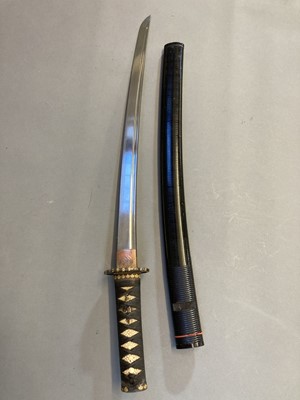 Lot 335 - Japanese Sword. A Japanese Short Sword (Wakizashi), Meiji period (1868-1912)