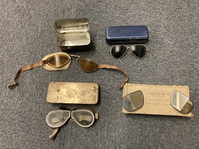 Lot 125 - Flying Goggles. Including a pair of Luxor 12 type flying googles, circa 1930s