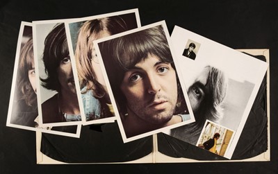 Lot 130 - The Beatles White Album, PMC 7067, UK 1st mono pressing, No 151337 with photos & poster