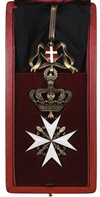 Lot 189 - Sovereign Military Order of Malta, Knight Grace neck Badge