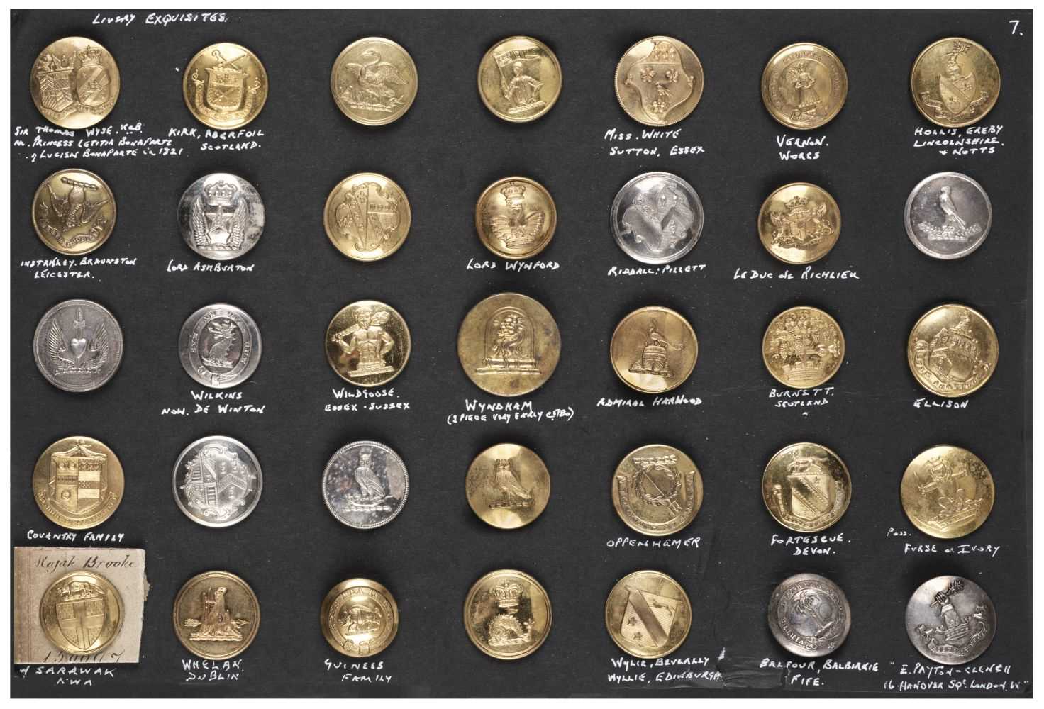 Lot 659 - Livery Buttons. A collection of 132 livery