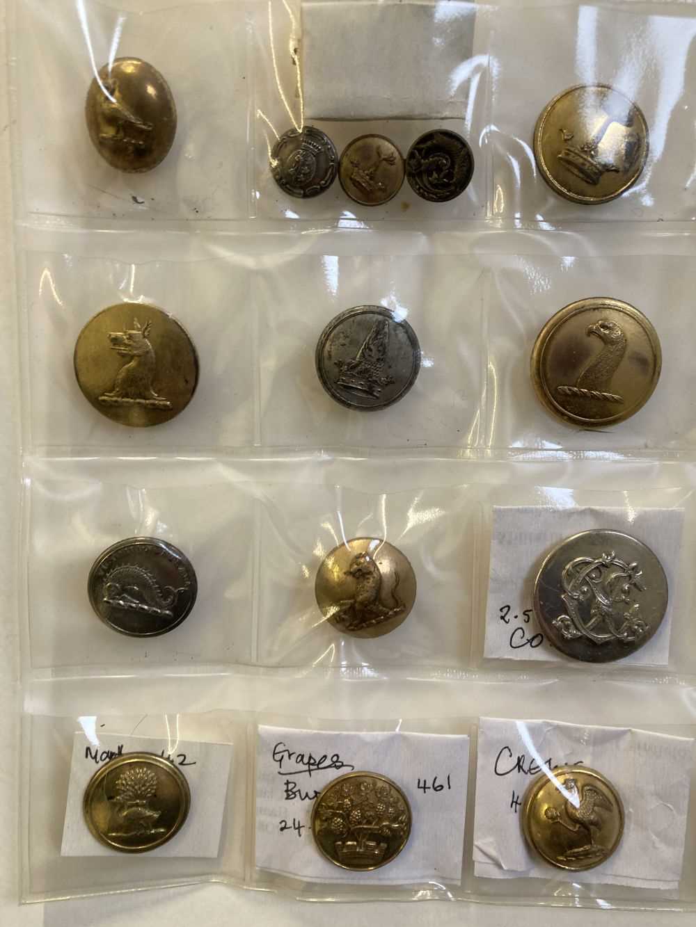 Bouton - Bouton de livrée supérieur France d=29 mm aux initiales J & C