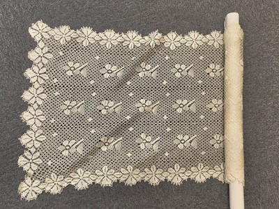 Lot 754 - Lace. A collection of lace and needlework items, 19th & 20th century