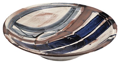 Lot 537 - Studio Pottery. A collection of bowls, including a large terracotta dish by Richard Phethean (1953 -)