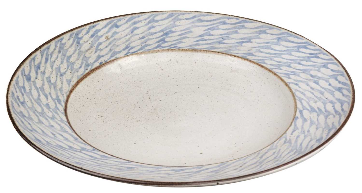 Lot 535 - Lloyd-Jones (David, 1928-1994).  A large stoneware charger