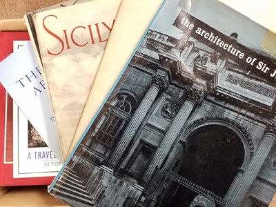 Lot 435 - Architecture. A large collection of modern architecture reference from the library of the late Sir William Whitfield