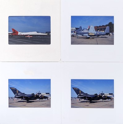 Lot 231 - Aviation Slides. A miscellaneous collection of approximately 2,000 unsorted 35mm colour slides