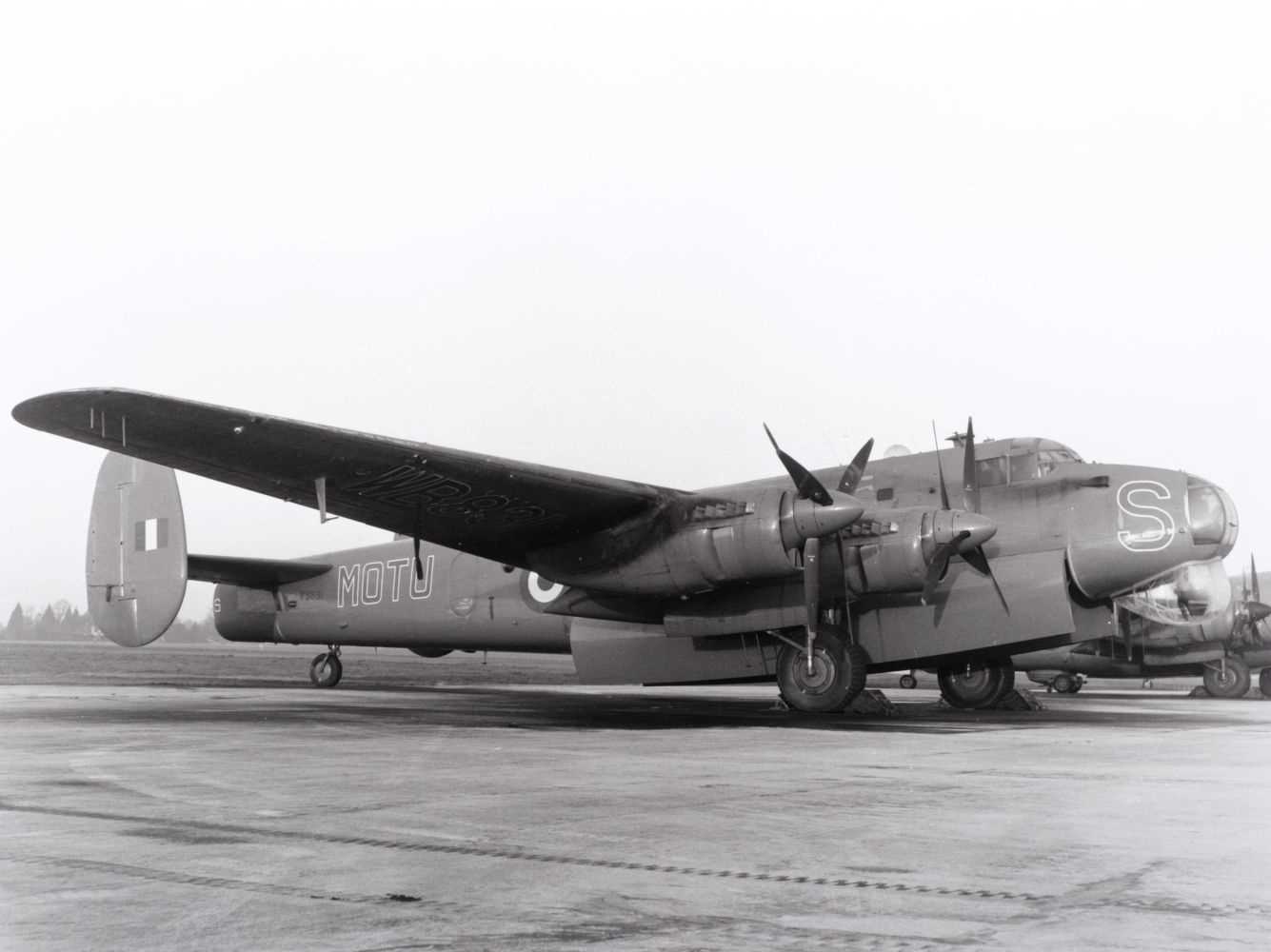 Lot 423 - Avro Shackleton. Collection of 156 Black and