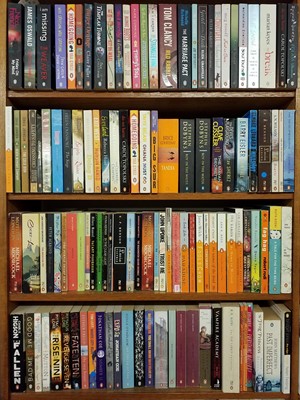 Lot 457 - Penguin Paperbacks. A large collection of modern fiction Penguin paperbacks, approximately 500 volumes