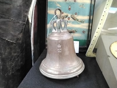 Lot 383 - Scramble Bell. WWII '1940' Battle of Britain period Air Ministry bronze aerodrome bell