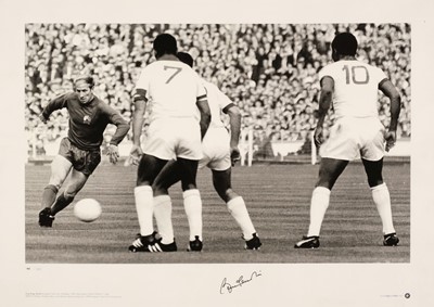 Lot 235 - Football. A limited edition photographic print, signed by Bobby Charlton, 1968