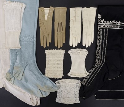 Lot 426 - Clothing. A collection of handkerchiefs, gloves, cuffs, & stockings, 19th & early 20th century