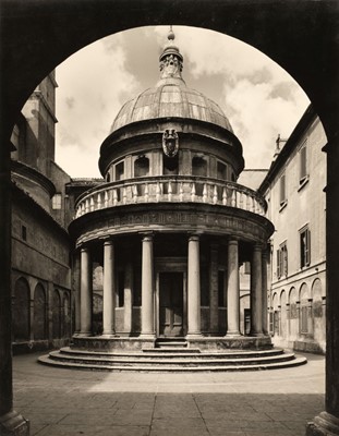 Lot 175 - Kenett (Frederick Leslie, 1924-2012). A group of approximately 70 photographs