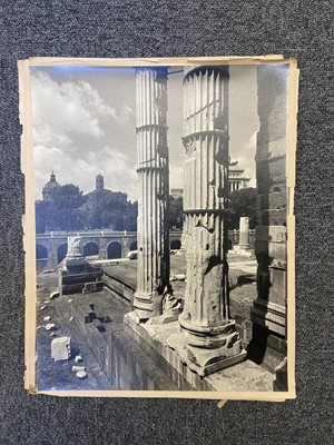 Lot 175 - Kenett (Frederick Leslie, 1924-2012). A group of approximately 70 photographs