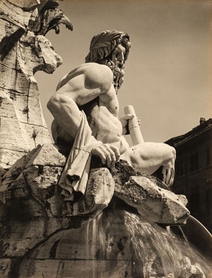 Lot 175 - Kenett (Frederick Leslie, 1924-2012). A group of approximately 70 photographs