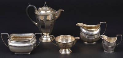 Lot 620 - Tea Wares. A silver coffee pot by Edward Viner, Sheffield 1956 and other items