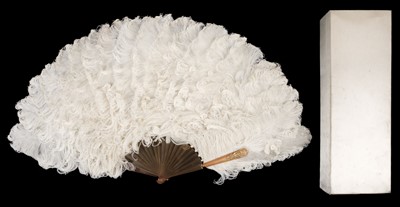 Lot 373 - Fans. A boxed ostrich feather court fan, early 20th century, and 3 others similar