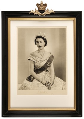 Lot 157 - Elizabeth II (1926-2022). Photograph Signed, ‘Elizabeth R’, 1954