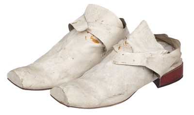 Lot 327 - Clothing. A pair of shoes belonging to Robert, 7th Lord Fairfax of Cameron (1707-1793)