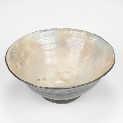 Lot 404 - Lee Kang-Hyo (1961-). A deep punch'ong stoneware bowl