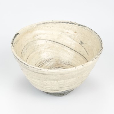 Lot 406 - Lee Kang-Hyo (born 1961). A deep punch'ong stoneware bowl