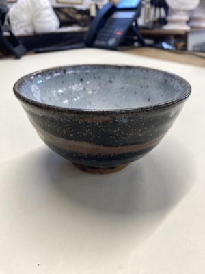 Lot 409 - Malone (Jim, 1946-). A stoneware bowl