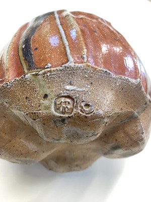 Lot 433 - Tudball (Ruthanne, 1948-). A faceted stoneware jar and cover and two other salt glazed pots