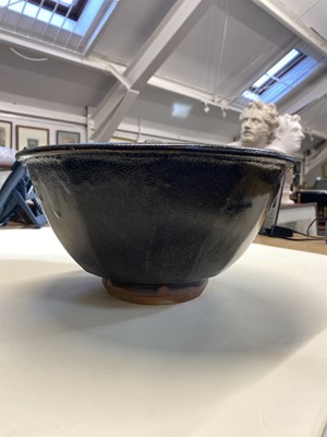 Lot 407 - Malone (Jim, 1946-). A large cut-sided stoneware bowl