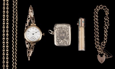 Lot 522 - Mixed Jewellery. A 15ct gold ladies wristwatch and other items