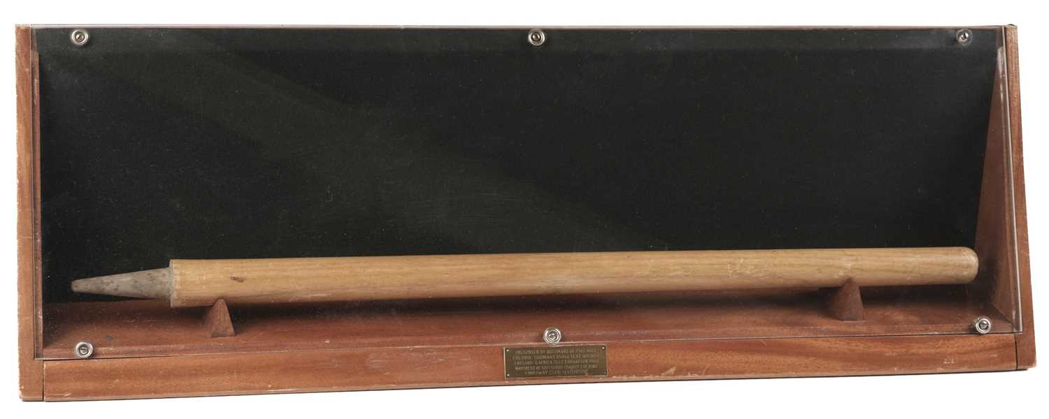 Lot 451 - Cricket. A Cased Presentation Cricket Stump - Freddie Trueman (1931-2006)