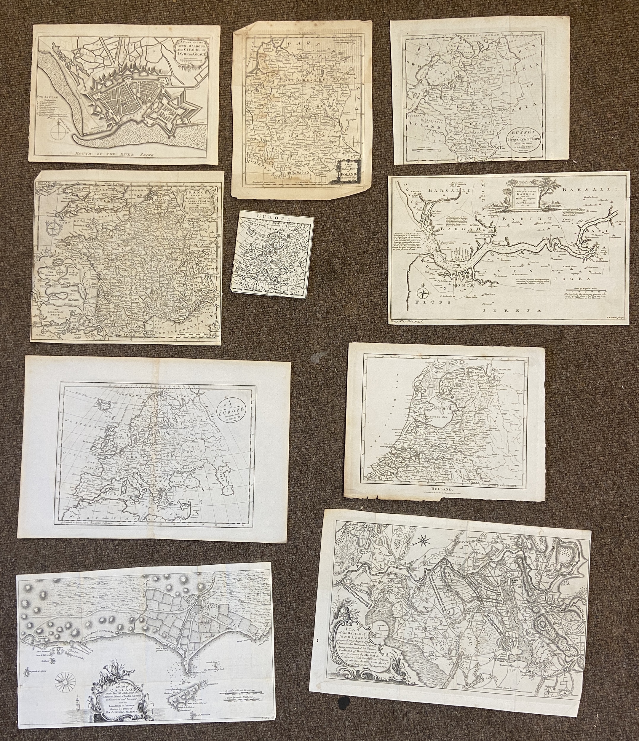 Lot 164 - Foreign maps. A collection of approximately