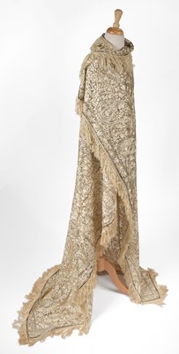 Lot 469 - Shawl. A fine Indian Delhi shawl, mid 19th century