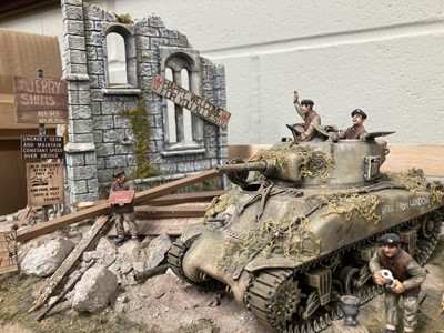 Lot 68 - Dioramas. WWII American dioramas (modern)