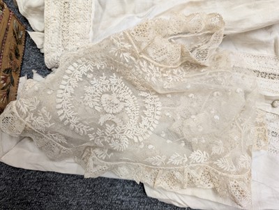 Lot 454 - Lace. A collection of lace and embroidered items, 19th-early 20th century