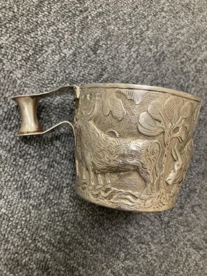 Lot 774 - Silver Cup. An Edwardian "Vapheio" silver cup