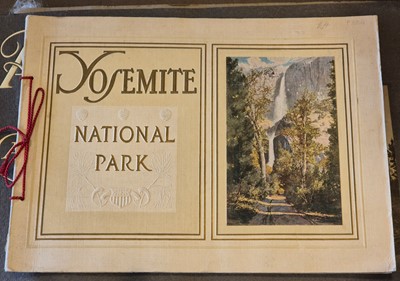 Lot 21 - View Books. New York, Canadian Rockies, Vancouver, Yosemite, Grand Canyon