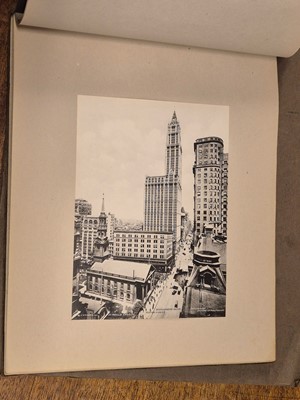 Lot 21 - View Books. New York, Canadian Rockies, Vancouver, Yosemite, Grand Canyon