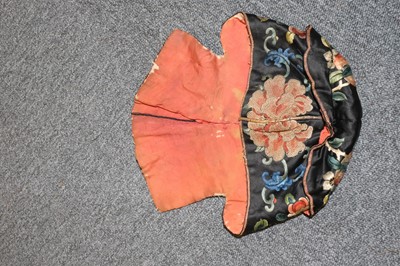Lot 518 - Chinese. A collection of embroidered silk items, 19th-early 20th century