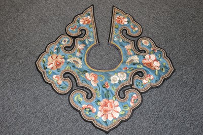 Lot 518 - Chinese. A collection of embroidered silk items, 19th-early 20th century
