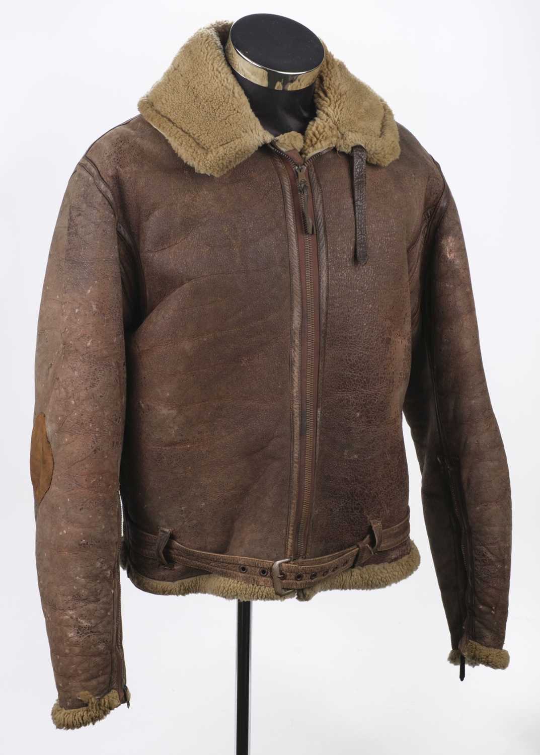 Lot 424 - Flying Jacket. A WWII Irvin pattern brown