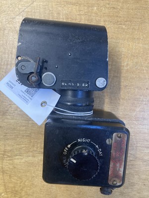 Lot 456 - Reflector Sight. WWII RAF Mk 3A reflector sight circa 1941