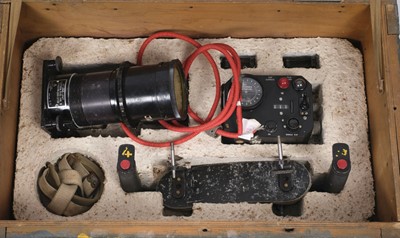 Lot 392 - Aerial Reconnaissance. An RAF F.95 air reconnaissance camera set by W. Vinten Ltd circa 1960s