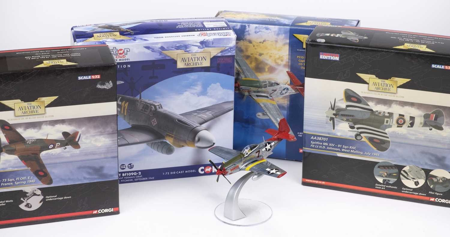 Lot 406 - Corgi Aircraft Models. A collection of Aviation Archive models
