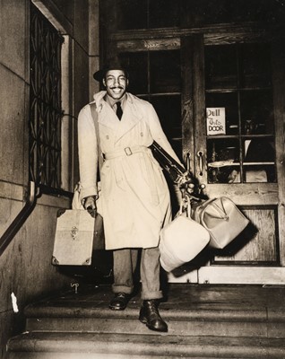Lot 93 - Parks (Gordon, 1912-2006). Self Portrait, 1941