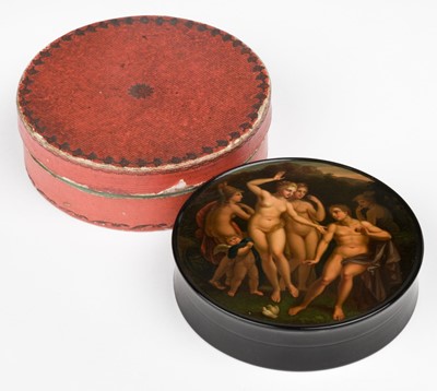 Lot 587 - Stobwasser. A German Stobwasser circular box circa 1810